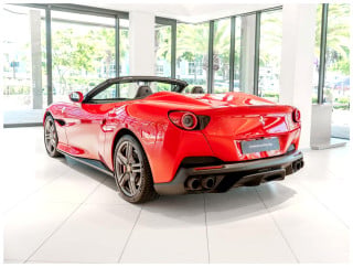 FERRARI Portofino