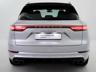 PORSCHE CAYENNE TURBO (E3)