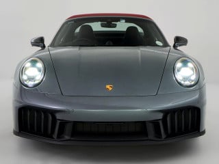 PORSCHE 911 TARGA 4 GTS