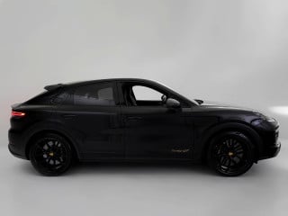 PORSCHE CAYENNE TURBO GT COUPE