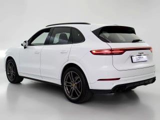 PORSCHE CAYENNE COUPE PLATINUM EDITION
