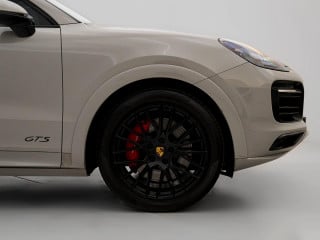 PORSCHE CAYENNE GTS COUPE