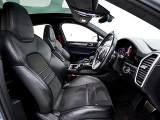 PORSCHE CAYENNE GTS COUPE
