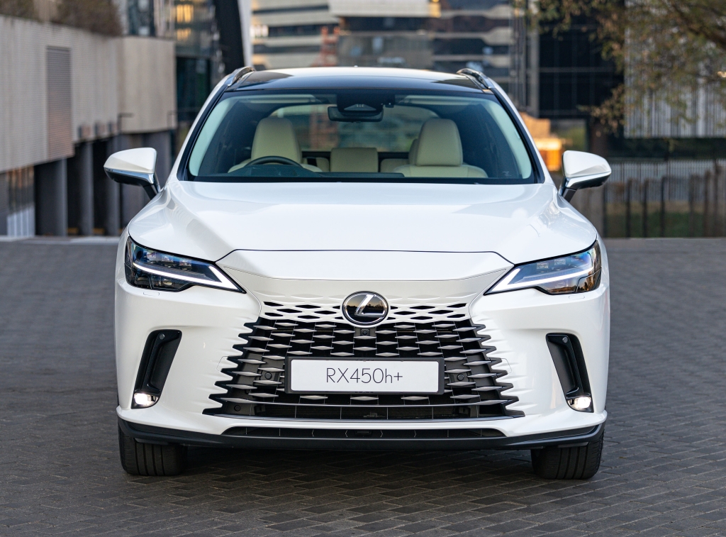 The plug-in hybrid variant of Lexus's RX range is now available in South Africa.