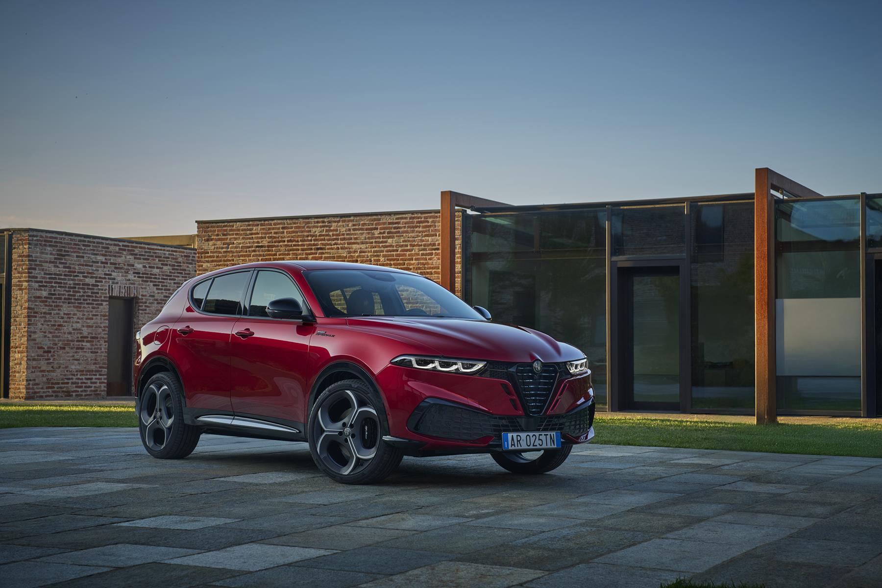 New Alfa Romeo Tonale launched