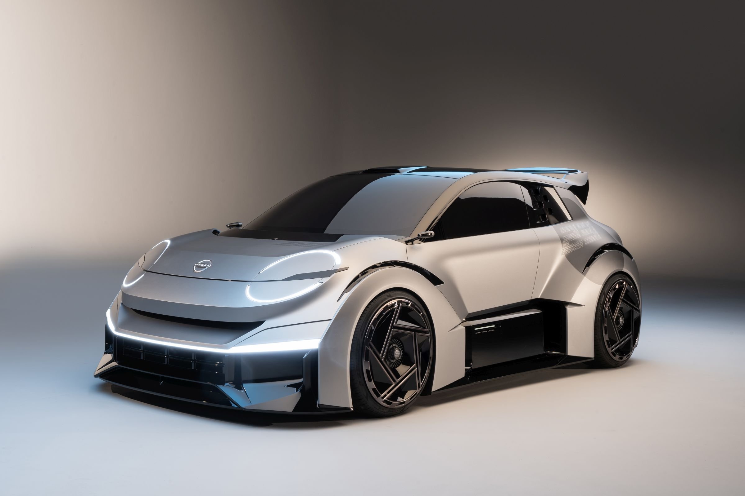 Nissan launches new concept car