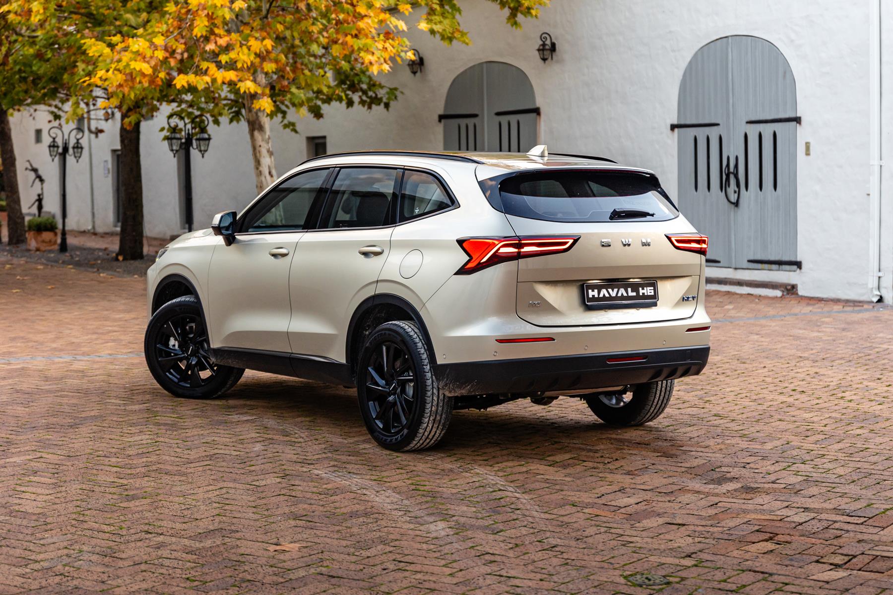 Rear view of the new Haval H6