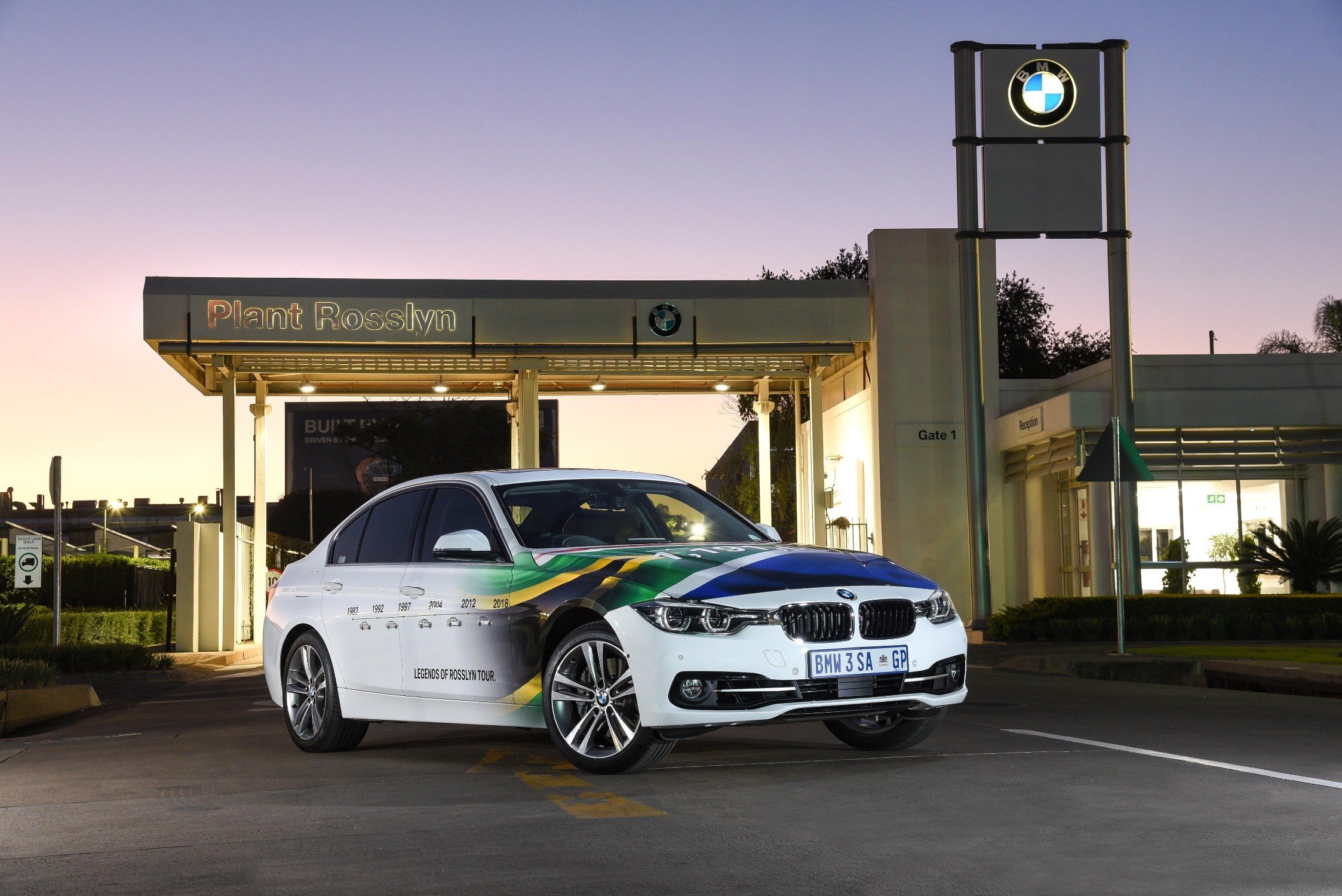 BMW 325iS respored by BMW SA
