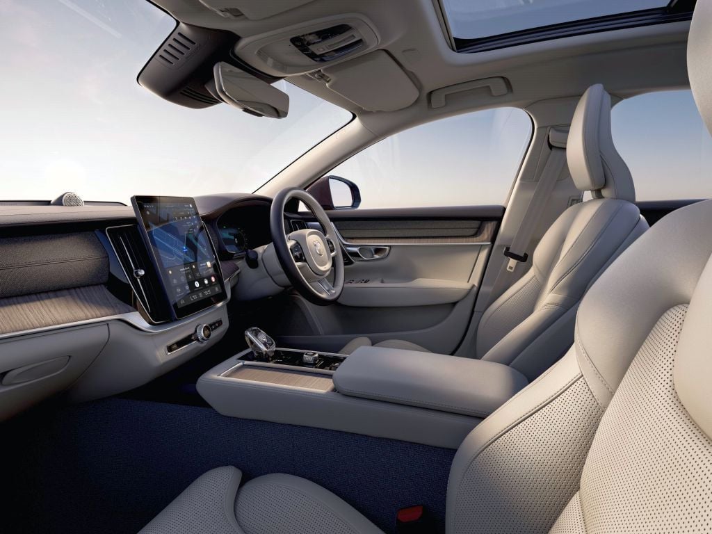 Interior of the revised Volvo S90