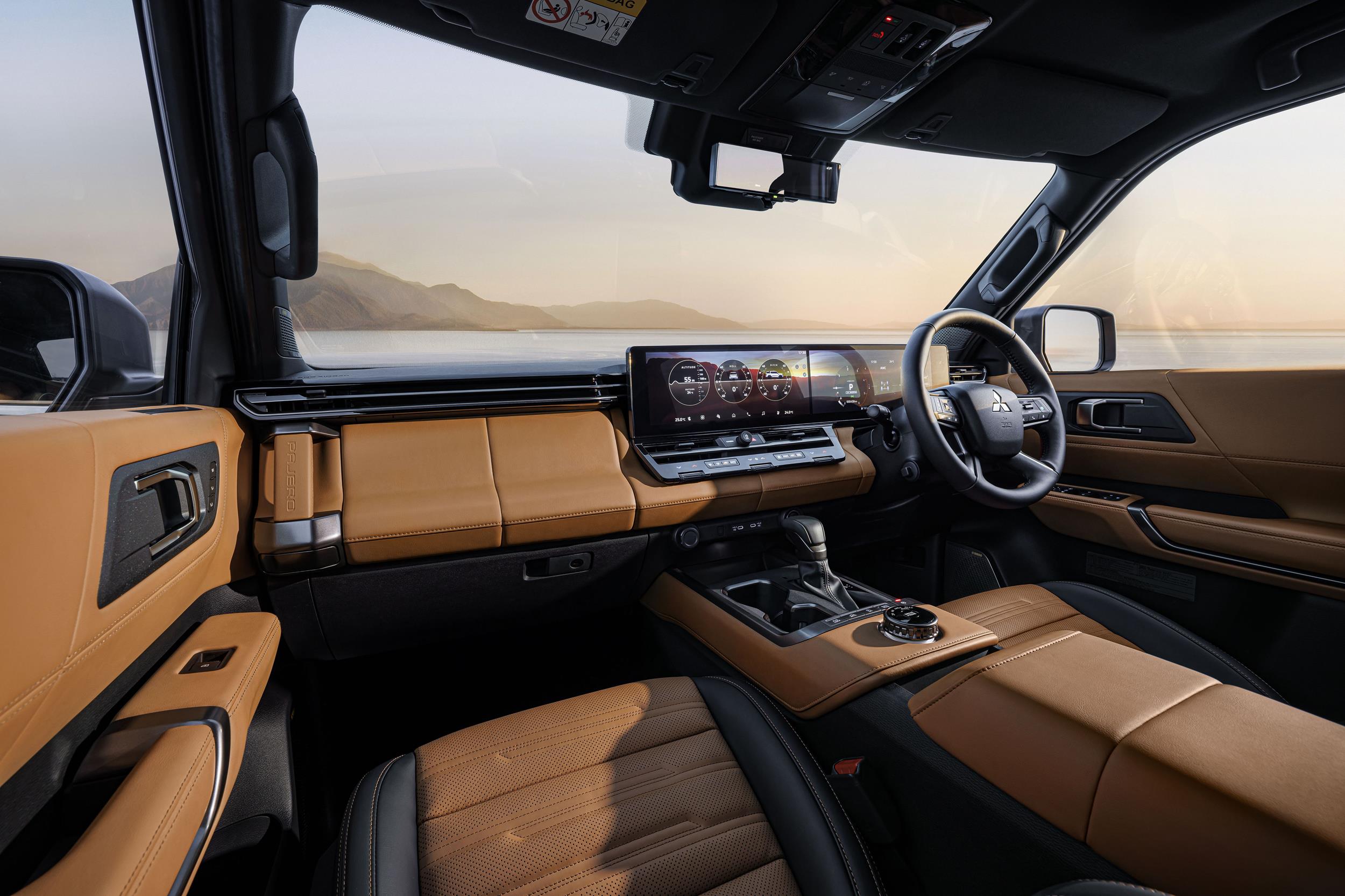 New look for the Mitsubishi Pajero interior