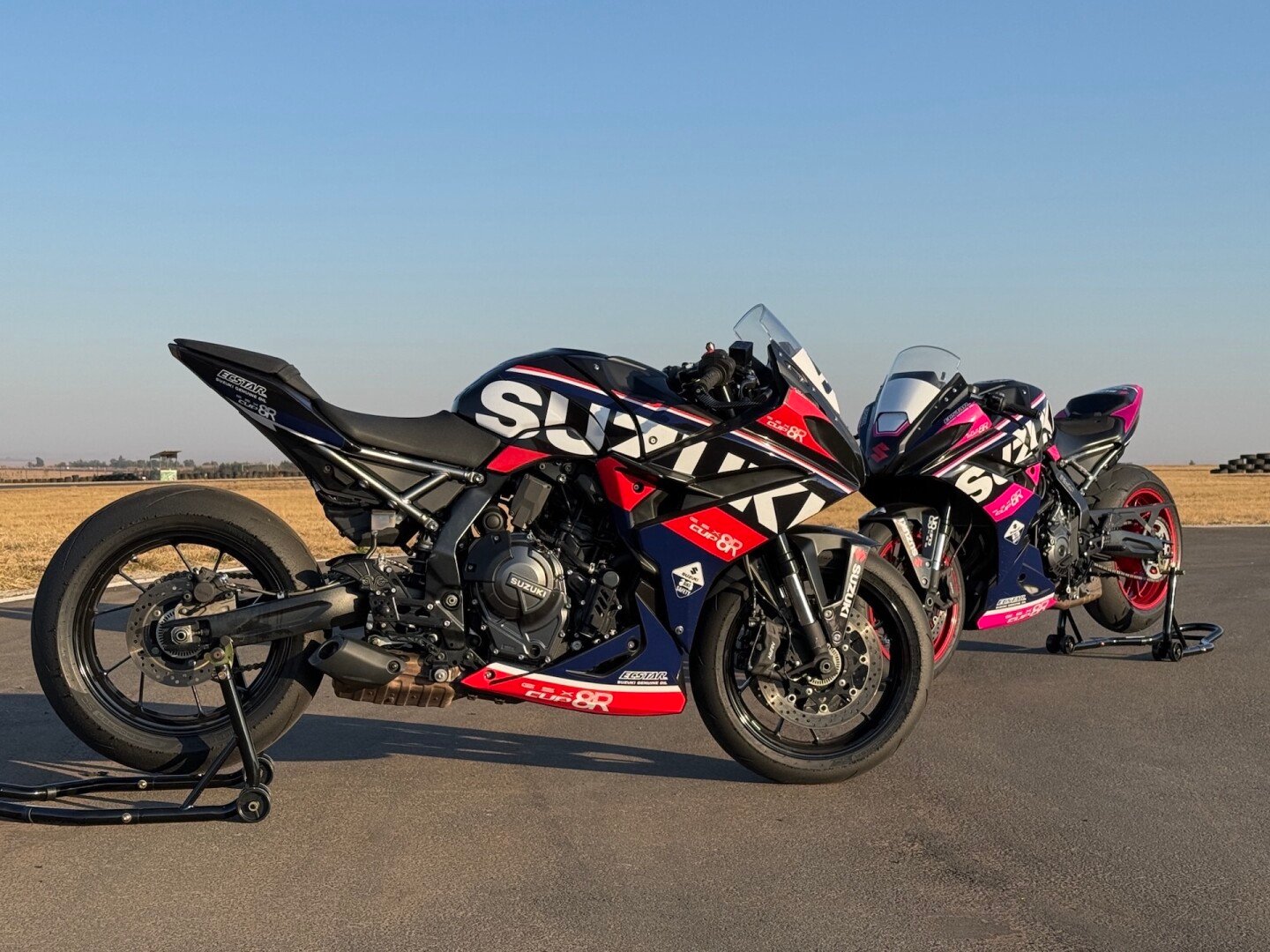 Suzuki's new race-ready GSX-8R