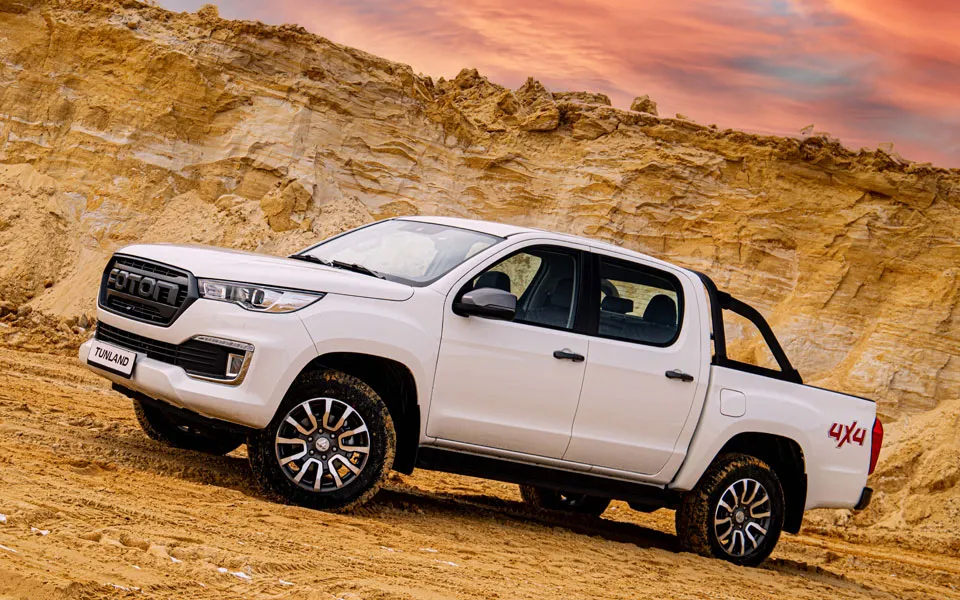 Foton G7 Tunland Bakkie side view
