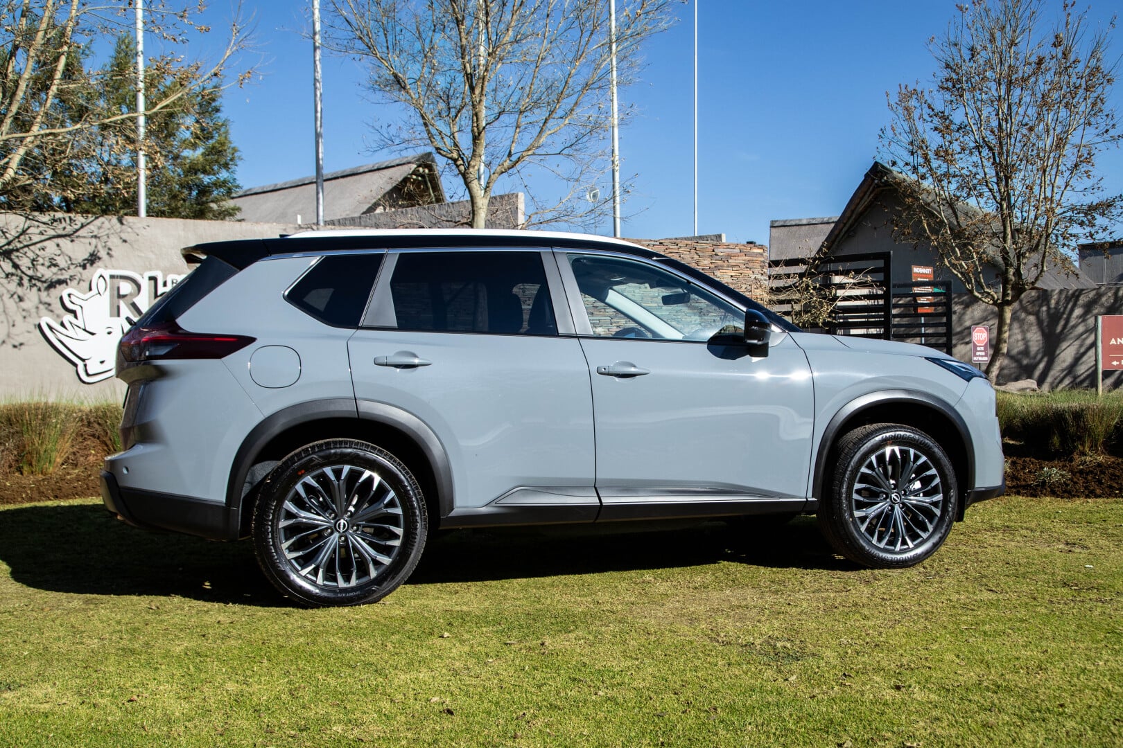 New Nissan X-Trail features styling changes