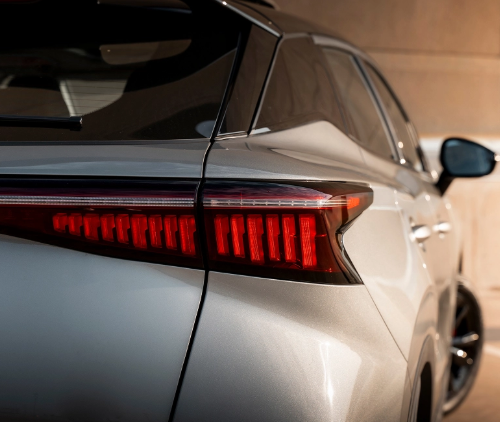 Distinctive rear lighting for Omoda C5 Lux