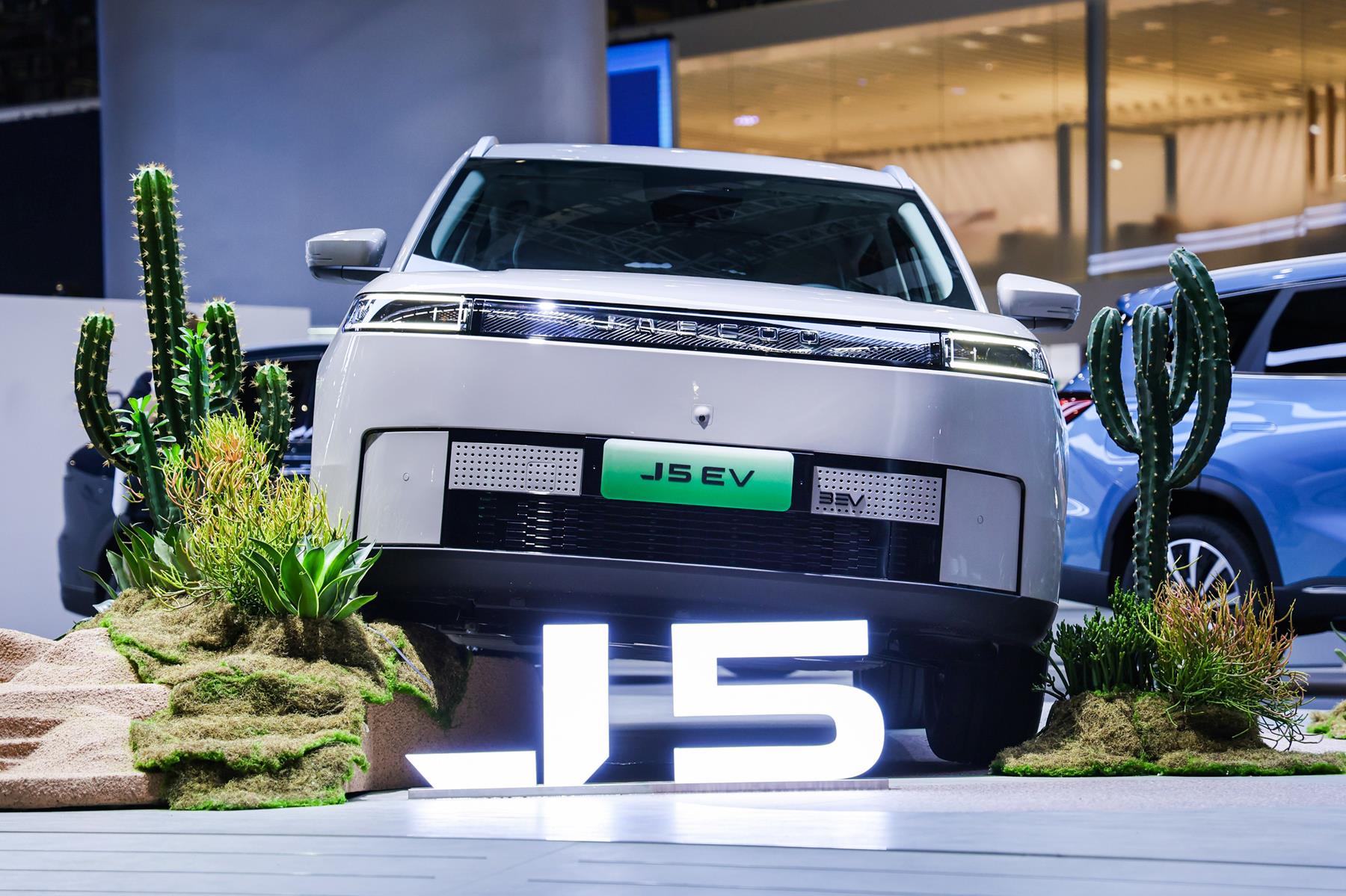 Omoda J5 EV in Shanghai