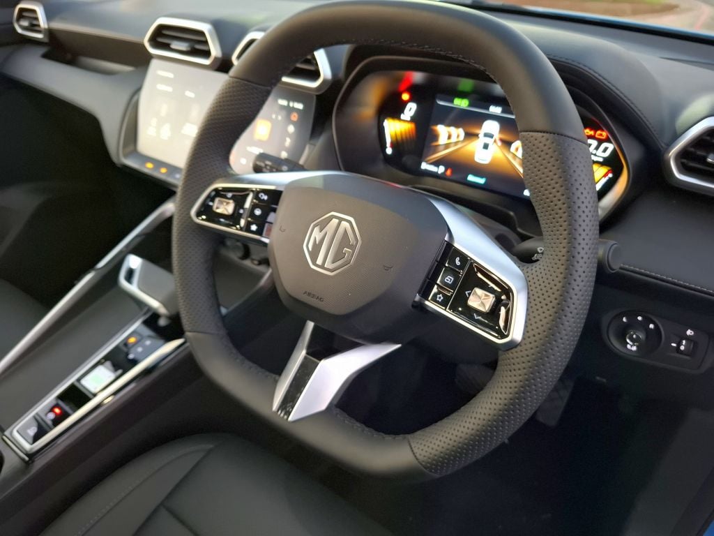 MG ZS Pro interior view