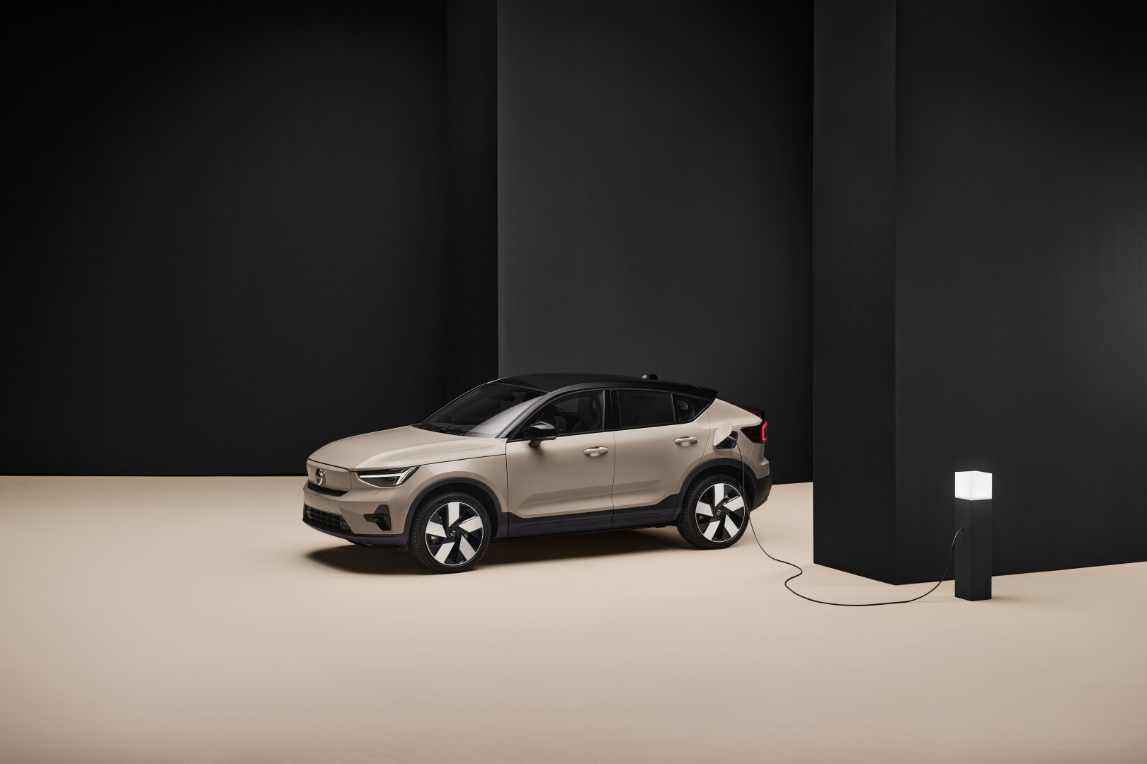 Volvo has a deal with GridCars
