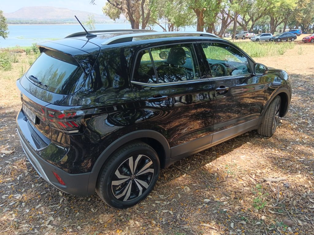 Volkswagen T-Cross Style rear three-quarter