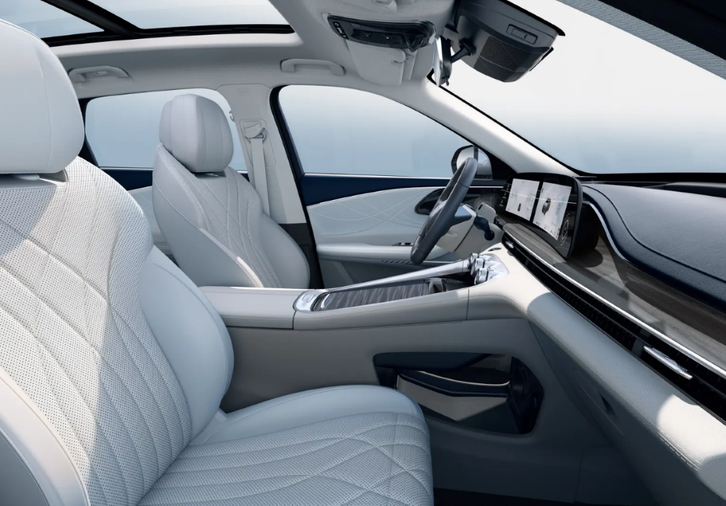 Luxury is the name of the game inside the Omoda C9, with a gigantic centre screen and superbly comfortable seats.