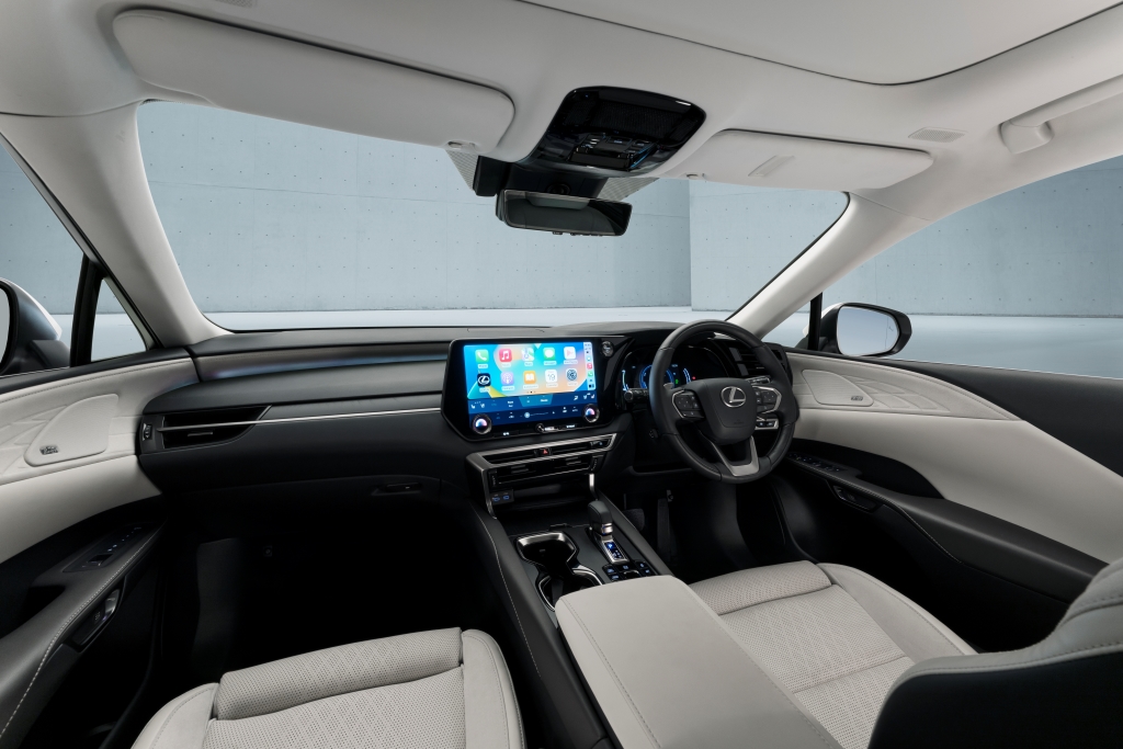 In the usual Lexus manner, even the base-spec RX 350 is well-equipped as standard. This dual-tone interior is reserved for F Sport trims, however.