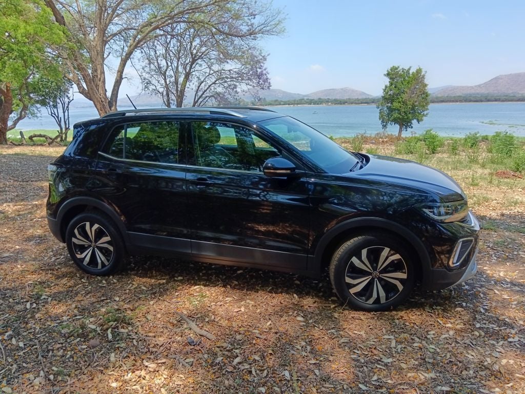 Volkswagen T-Cross Style side view