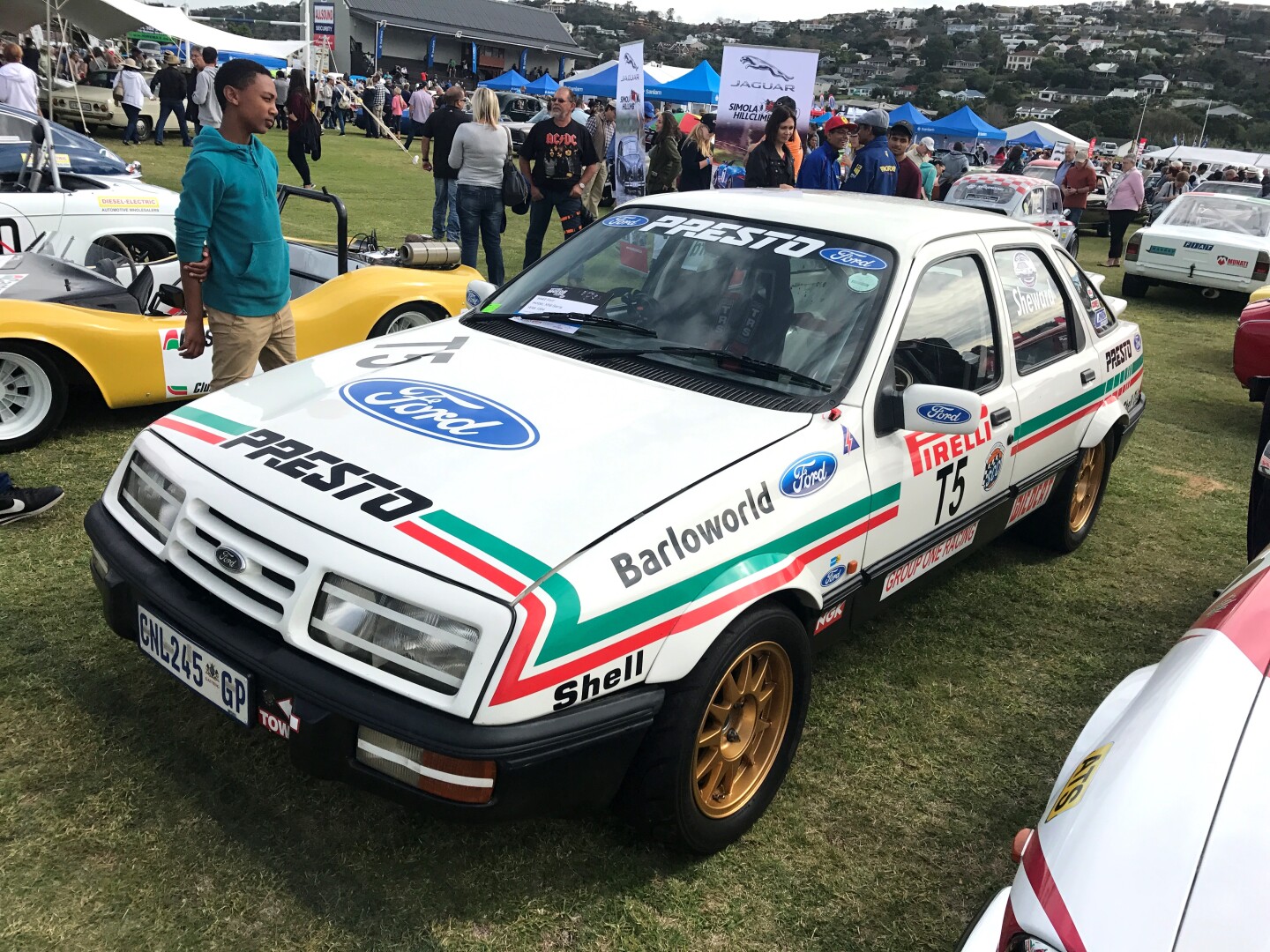Ford Sieraa XR8