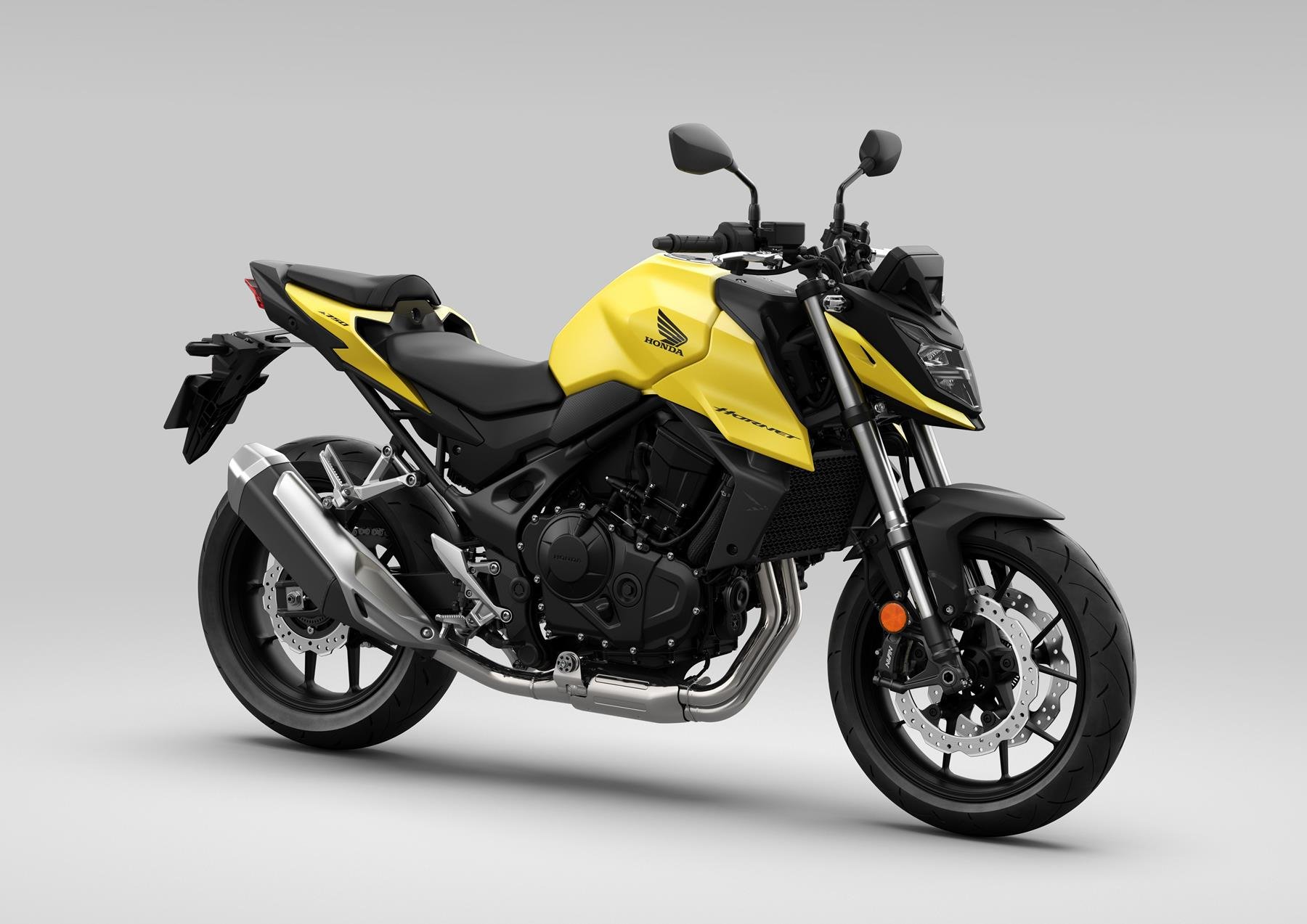 Honda CB750 Hornet static